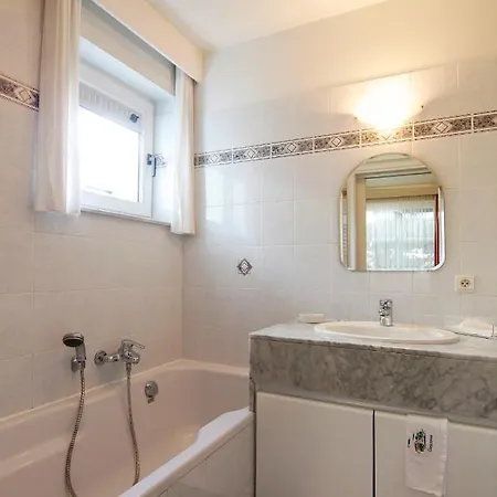 Fairway Apartment
